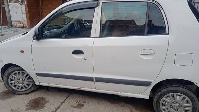 https://images10.gaadi.com/usedcar_image/4526341/original/66e9f379a1fbae7b384d1c310a61f7da.jpg?imwidth=6402