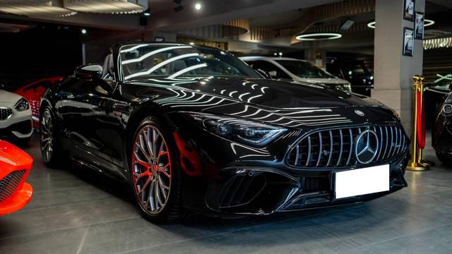 https://images10.gaadi.com/usedcar_image/4526344/original/processed_8c92e4e2c020ec1855ce2e6d5a93d0bd.jpg?imwidth=6400