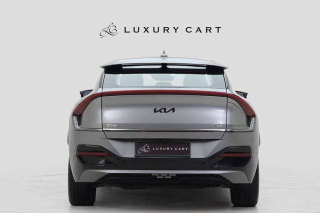 https://images10.gaadi.com/usedcar_image/4526353/original/processed_10ec8f31eae1147f4ecf9c4a22066c1c.jpg?imwidth=6402