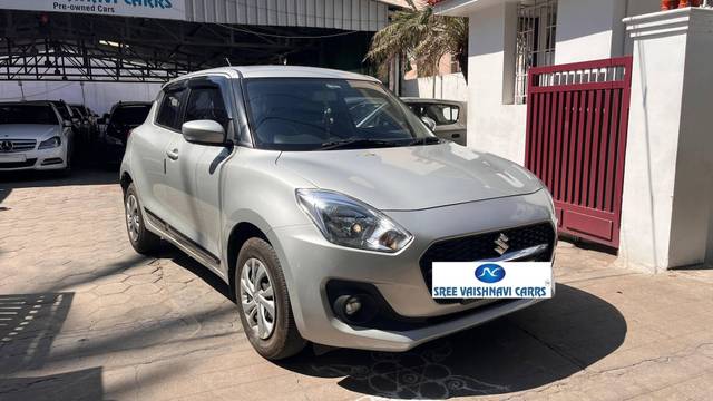https://images10.gaadi.com/usedcar_image/4526363/original/processed_558b519f26915cbb92b7f63f3f903215.jpg?imwidth=6400
