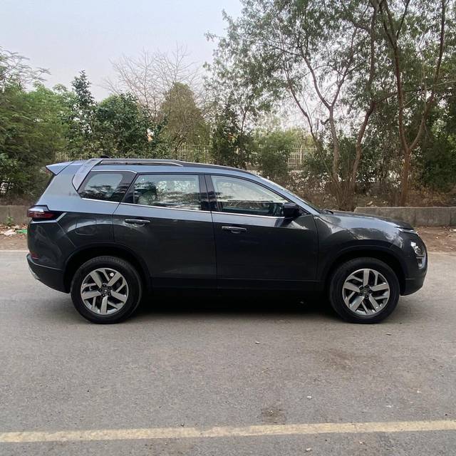 https://images10.gaadi.com/usedcar_image/4526364/original/c4c8d959e3a4a9298d7e479b0d299d42.jpg?imwidth=6401
