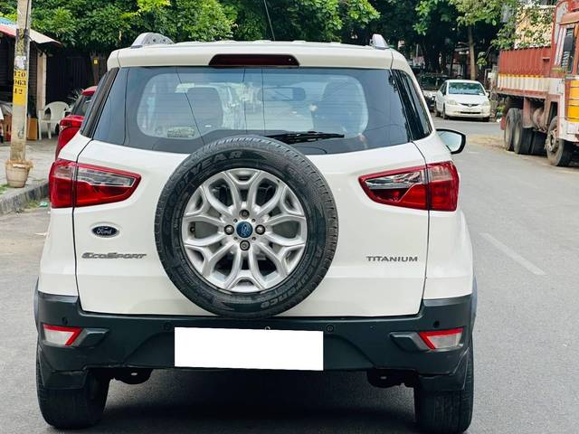 https://images10.gaadi.com/usedcar_image/4526369/original/processed_0fdd7c78735a206b12d59bf0b5aaabec.jpg?imwidth=6401