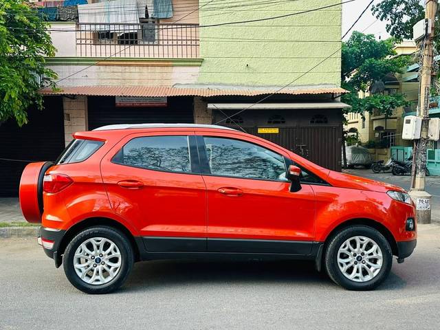 https://images10.gaadi.com/usedcar_image/4526378/original/processed_f324fd694032c5a42947169a0a7f47fb.jpg?imwidth=6401