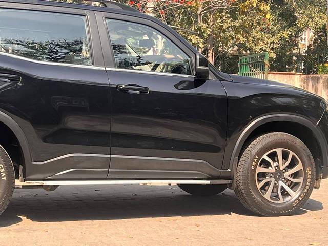 https://images10.gaadi.com/usedcar_image/4526382/original/processed_30be08d49b5a7e2a7d04c34daf9698a2.jpg?imwidth=6401
