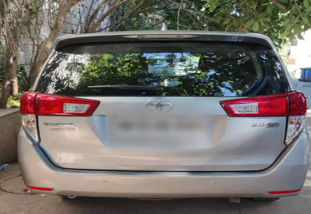 https://images10.gaadi.com/usedcar_image/4526389/original/adb0fb77-5349-4162-aca4-fc6a00307dc9.?imwidth=6401