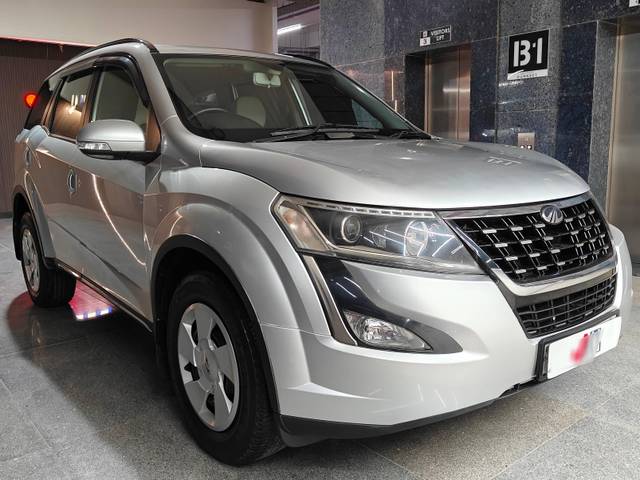 https://images10.gaadi.com/usedcar_image/4526395/original/processed_35665e32bcbe69448667f74af6071474.jpg?imwidth=6400