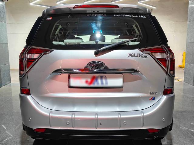 https://images10.gaadi.com/usedcar_image/4526395/original/processed_bd2f1147b2b33b0f634f35397ca2624e.jpg?imwidth=6402