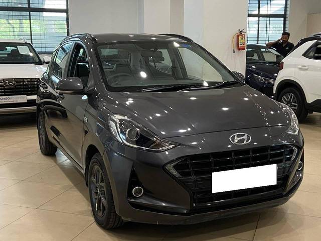 https://images10.gaadi.com/usedcar_image/4526405/original/processed_efd10e628f19641cf990bdcbbabd99c3.jpg?imwidth=6400