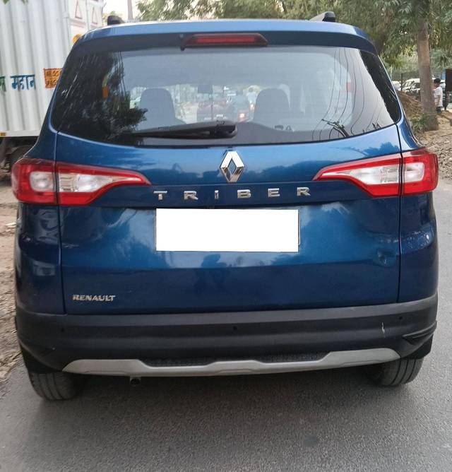 https://images10.gaadi.com/usedcar_image/4526406/original/processed_d63cba0d229baedf9217960e3dbae894.jpg?imwidth=6401