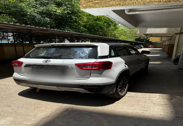 https://images10.gaadi.com/usedcar_image/4526420/original/74f5fab8-5c21-4f8f-876b-f33f5bb71918.?imwidth=6402