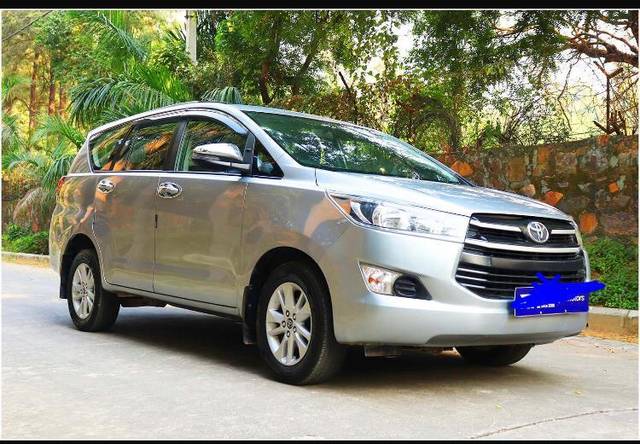 https://images10.gaadi.com/usedcar_image/4526458/original/processed_7bff04706e7e97157ffd7f2659710992.jpg?imwidth=6400
