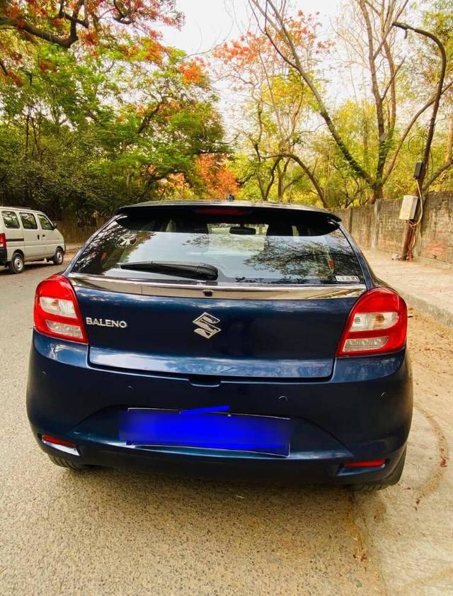 https://images10.gaadi.com/usedcar_image/4526471/original/processed_77a3c3c80e34170505b5eaf83661bcaa.jpg?imwidth=6402