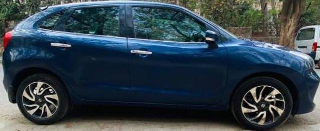 https://images10.gaadi.com/usedcar_image/4526471/original/processed_9a6c8c83ce1ce66b950aab8ff3c68e2f.jpg?imwidth=6401