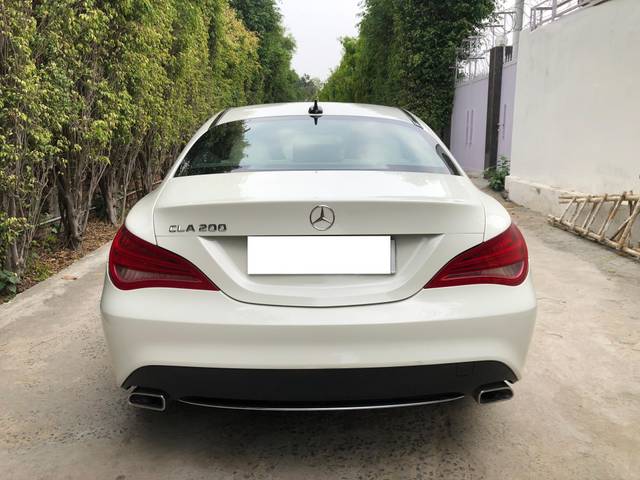 https://images10.gaadi.com/usedcar_image/4526475/original/processed_6d6a78091b1ec187d860aa233c9c26c8.jpg?imwidth=6401