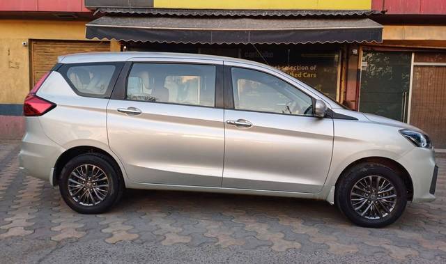 https://images10.gaadi.com/usedcar_image/4526476/original/processed_46211b643cc6df681d3ef46c0845bb2b.jpg?imwidth=6401