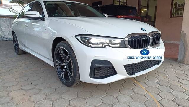 https://images10.gaadi.com/usedcar_image/4526483/original/processed_2ff0f0a3c24479fc3e5fa5182f61fc68.jpg?imwidth=6400