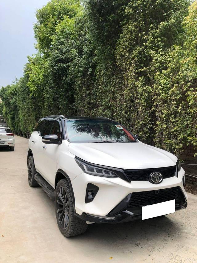 https://images10.gaadi.com/usedcar_image/4526503/original/processed_e201db4df53f3193163787dfbe96e511.jpg?imwidth=6400