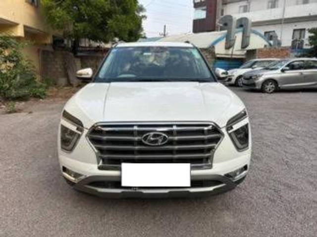 https://images10.gaadi.com/usedcar_image/4526504/original/processed_c84a68d6a233646a91e81c80e5abd47d.jpg?imwidth=6402