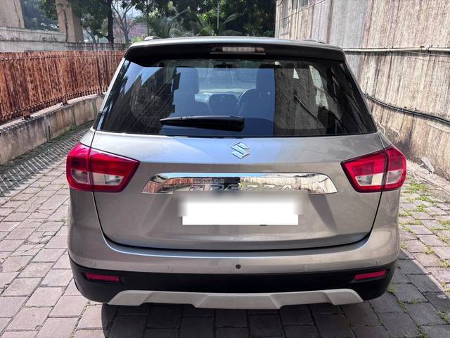 https://images10.gaadi.com/usedcar_image/4526506/original/processed_69135d51b6afe62c17c9ce2aa314cda5.jpg?imwidth=6402
