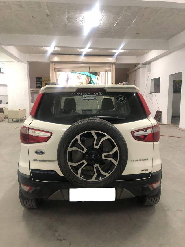 https://images10.gaadi.com/usedcar_image/4526509/original/processed_e580248187852b3679b726200ecdbe26.jpg?imwidth=6402