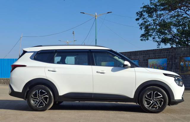 https://images10.gaadi.com/usedcar_image/4526519/original/72187cd4574f31303fd0e76625142804.jpg?imwidth=6401