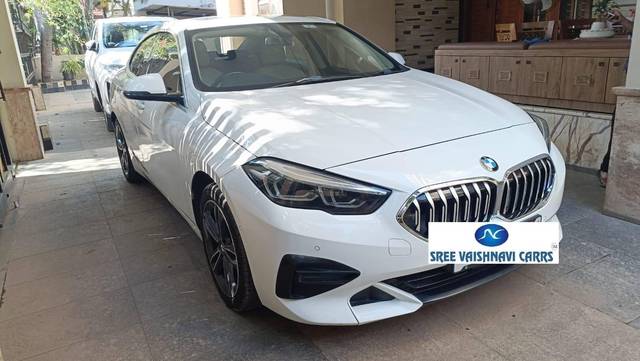 https://images10.gaadi.com/usedcar_image/4526557/original/processed_225df84a601d5706487b28e2b2b80fdf.jpeg?imwidth=6400