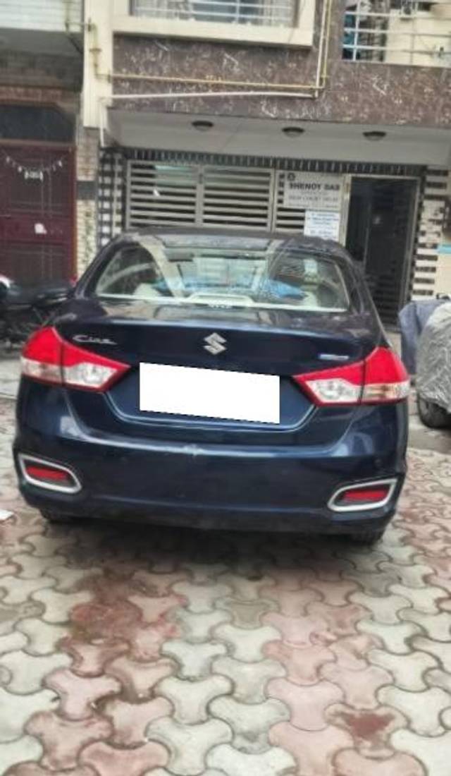 https://images10.gaadi.com/usedcar_image/4526559/original/processed_ba142b1a-4a40-4257-8a7e-b624403bc72e.jpg?imwidth=6401