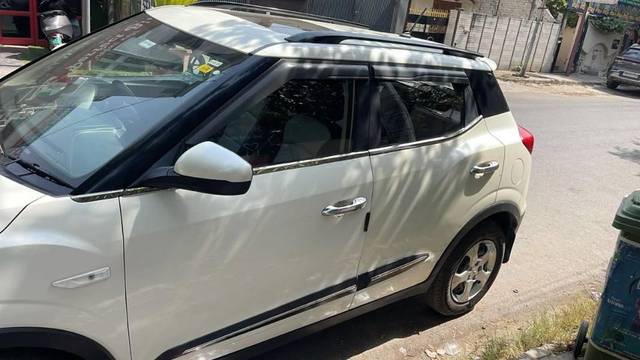 https://images10.gaadi.com/usedcar_image/4526586/original/processed_2a6a0075-295d-48cd-9260-064902a75a49.jpg?imwidth=6402