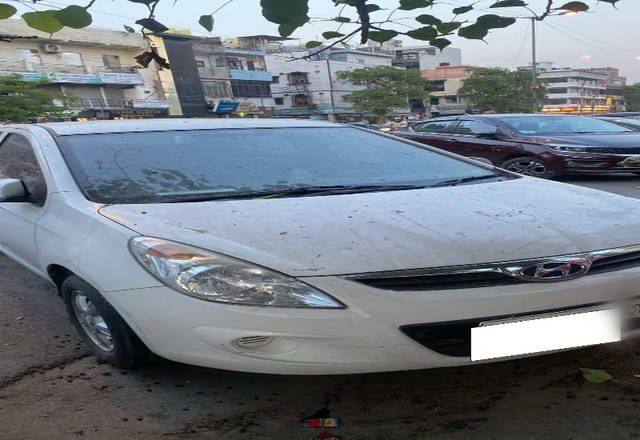 https://images10.gaadi.com/usedcar_image/4526598/original/cf74dca6-e2a5-4f56-b9fc-da9ddccc94d8.?imwidth=6400