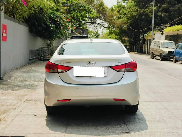 https://images10.gaadi.com/usedcar_image/4526610/original/processed_0c918a400b89110cf8ade033a4ecbc31.jpeg?imwidth=6402
