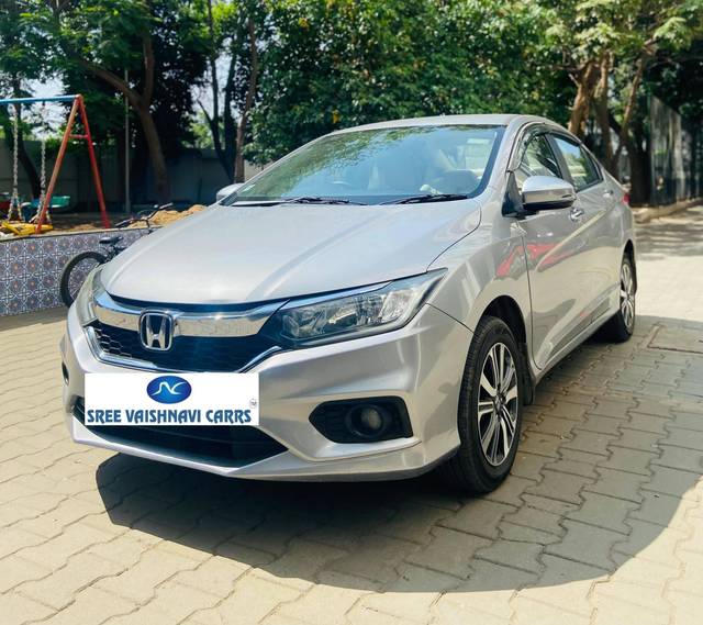https://images10.gaadi.com/usedcar_image/4526615/original/processed_68205485868e495e21ce53173a0a312c.jpeg?imwidth=6400