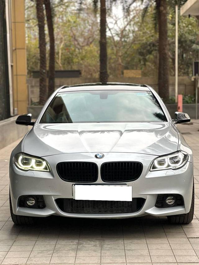 https://images10.gaadi.com/usedcar_image/4526626/original/processed_ccaa24c0da66b910b57f674278d1fc0b.jpeg?imwidth=6402
