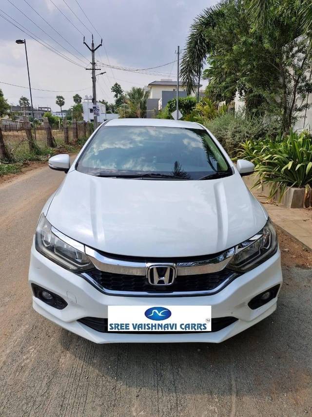 https://images10.gaadi.com/usedcar_image/4526627/original/processed_2b6953416db1da535d743fa44350509b.jpg?imwidth=6402