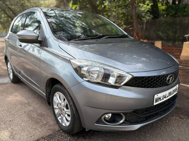 https://images10.gaadi.com/usedcar_image/4526633/original/processed_8165f07d5e7c61062c97122f840b114f.jpg?imwidth=6401
