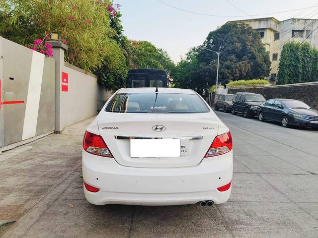 https://images10.gaadi.com/usedcar_image/4526639/original/processed_d754f135603c648cc641c25b4e41b478.jpeg?imwidth=6402