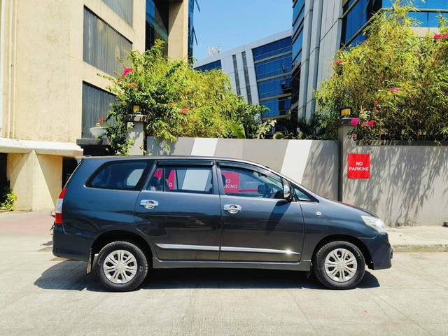https://images10.gaadi.com/usedcar_image/4526640/original/processed_38dce4874bac4bf9d7efa929d5023684.jpeg?imwidth=6401