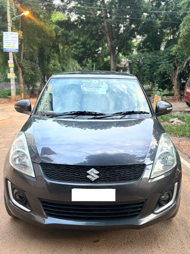 https://images10.gaadi.com/usedcar_image/4526675/original/processed_46ab95f94edd2fd0aa77642025d488f1.jpg?imwidth=6402
