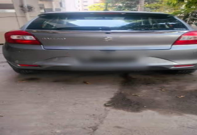 https://images10.gaadi.com/usedcar_image/4526677/original/5666b295-8c0b-4c90-a33e-a06ea442d520.?imwidth=6400