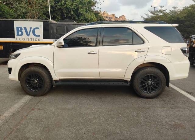 https://images10.gaadi.com/usedcar_image/4526683/original/processed_694bfdd5a80d2a59660439668cb426a9.jpg?imwidth=6402