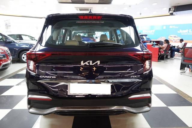 https://images10.gaadi.com/usedcar_image/4526694/original/processed_90f66edcca5bf726085b2cb41f657f05.jpg?imwidth=6401