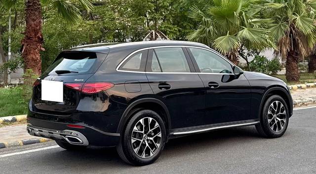 https://images10.gaadi.com/usedcar_image/4526699/original/processed_c86ba9f9c16dc4863f01a763a0b26b8c.jpeg?imwidth=6402