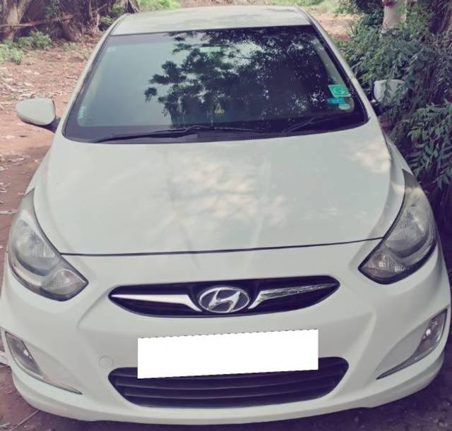 https://images10.gaadi.com/usedcar_image/4526741/original/processed_fe978ff4-e316-4932-aa7b-1dcf004811f0.jpg?imwidth=6400