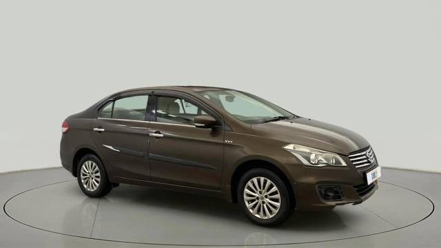 https://images10.gaadi.com/usedcar_image/4526742/original/4c658bdac8ef6220bf03f07704a5038a.jpg?imwidth=6400
