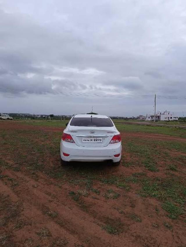 https://images10.gaadi.com/usedcar_image/4526744/original/processed_86c222bb-4798-4552-aced-bfb8abffe666.jpg?imwidth=6402