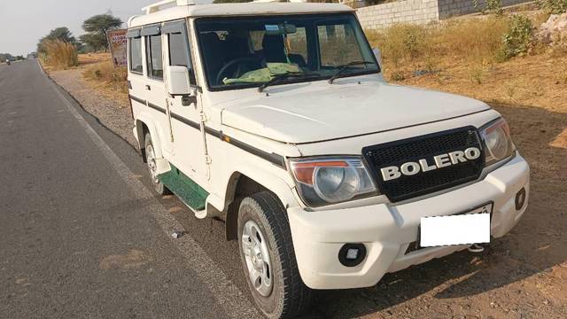https://images10.gaadi.com/usedcar_image/4526751/original/processed_81cb2f81-bcda-4b79-b380-4d495559fec1.jpg?imwidth=6400