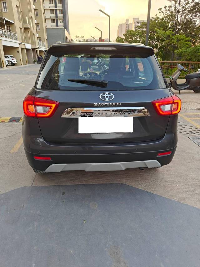 https://images10.gaadi.com/usedcar_image/4526764/original/processed_869a2274-06c7-40d2-b085-39ba2cf8194f.jpg?imwidth=6400