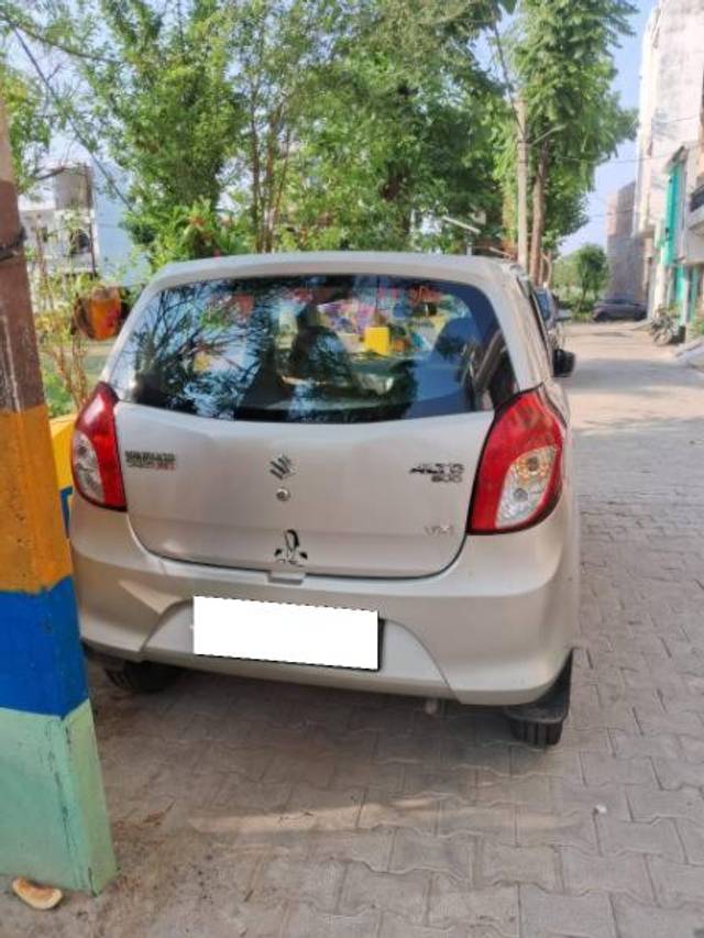 https://images10.gaadi.com/usedcar_image/4526768/original/processed_3004a194-5da0-4fce-8d5f-2c3067dfc03b.jpg?imwidth=6402