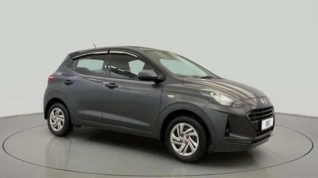 https://images10.gaadi.com/usedcar_image/4526791/original/7819a638ac546bb9294904db01274509.jpg?imwidth=6400