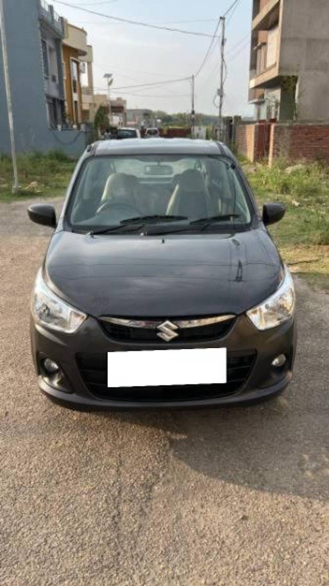 https://images10.gaadi.com/usedcar_image/4526839/original/processed_6a9c9314-e194-4b4b-930f-48c610a7684b.jpg?imwidth=6400