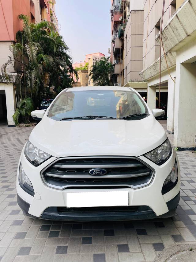 https://images10.gaadi.com/usedcar_image/4526840/original/processed_b0bf2c3e-0d48-4490-bcbc-a275cc8355a4.jpg?imwidth=6400